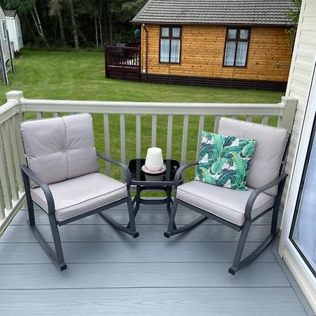 Lazy Bear Lodge Northumberland Swarland Bagian luar foto
